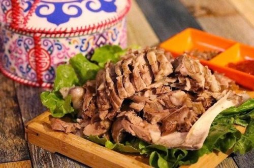 你认为乌兰察布最好吃的是什么？