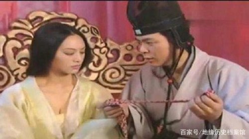 假宦官嫪毐是如何让太后甘愿为他生下两个孩子的？