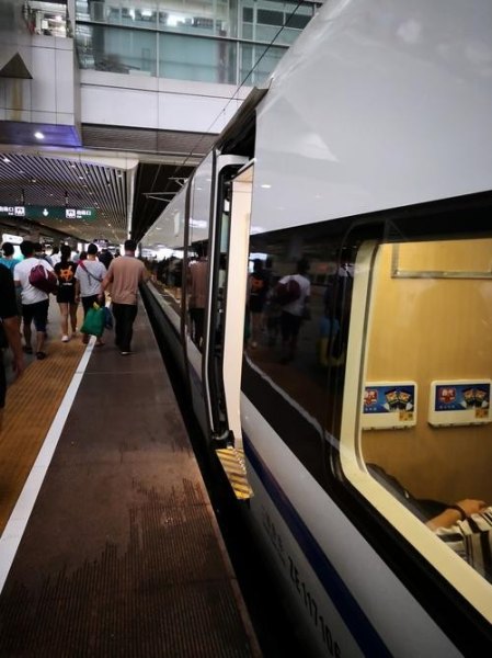 高铁从哪边上车就从哪边下车吗? 高铁从哪边上车就从哪边下车吗?