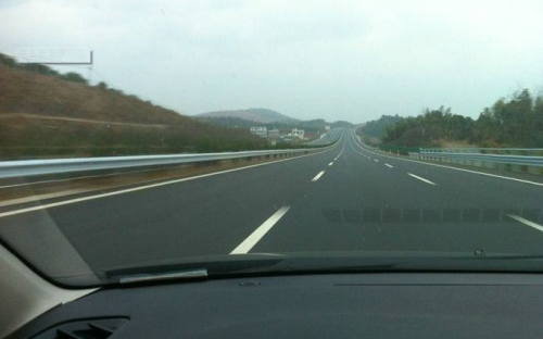 开车800公里算远吗？