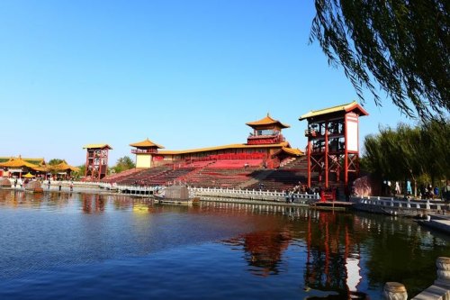 河南开封清明上河园有着怎样的历史文化？