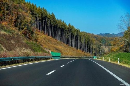 600公里高速需要多久？