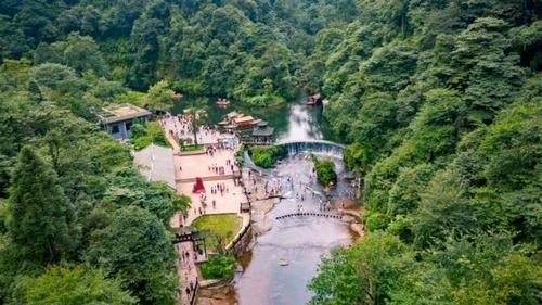 6月成都周边车程1-2小时哪里好玩? 6月成都周边车程1-2小时哪里好玩?