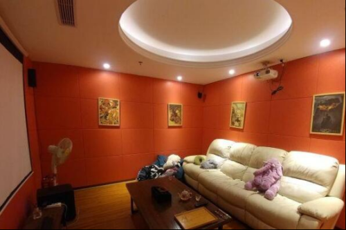 家里装一个私人影院，大概要花多少钱？