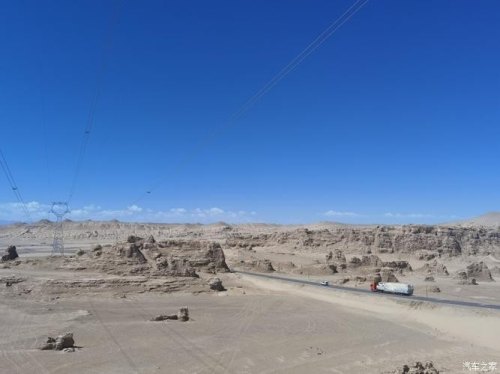 和田到茫崖自驾游攻略？