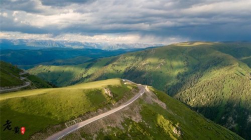 那拉提怎么去独库公路？