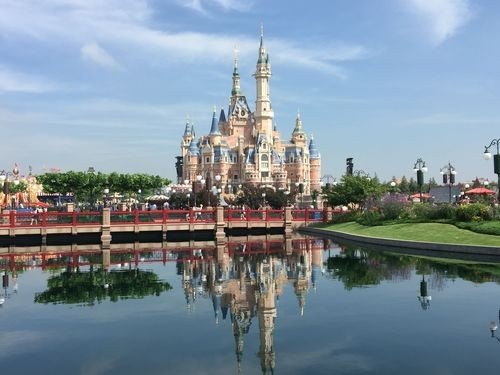 上海有什么地方适合一个人静静的呆着的呢？