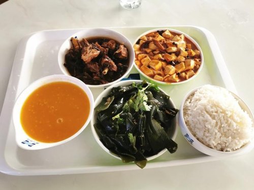 迁安服务区饭菜怎么样? 迁安服务区饭菜怎么样?