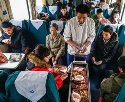 火车一天一宿买什么吃的？