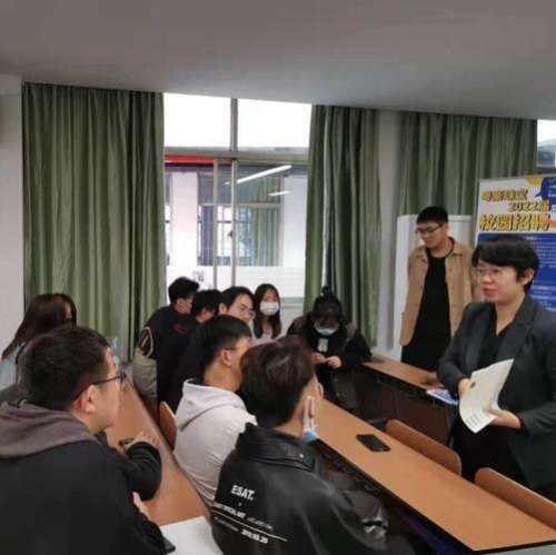 校园招聘必须在学校所在地面试吗?最好有HR人力资源专家来回答啊!~? 校园招聘必须在学校所在地面试吗?最好有HR人力资源专家来回答啊!~?