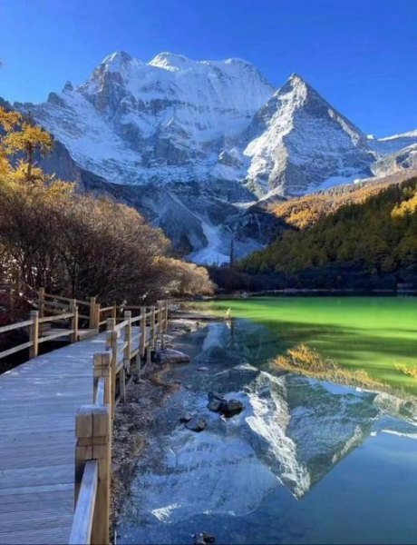 11月稻城亚丁冷吗？