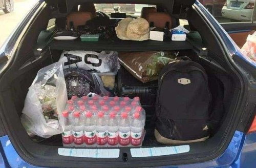 开车出去长途旅行要准备什么？