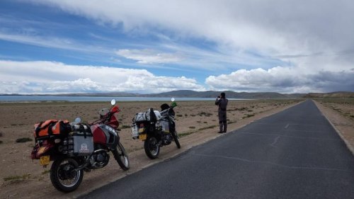 为什么很多人喜欢摩托车自驾游？