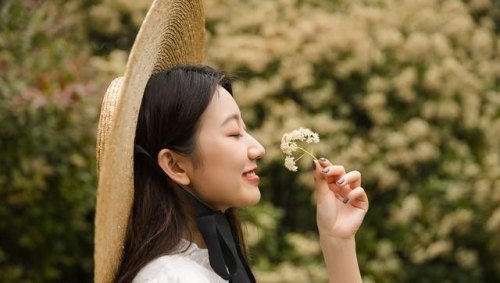 一个离了婚的女人独自去旅游是什么心理? 一个离了婚的女人独自去旅游是什么心理?