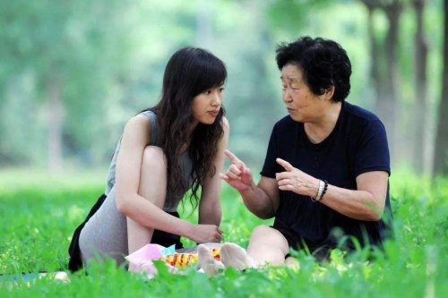 大龄剩女，近30岁，至今没有男朋友，父母催得厉害，怎么办？