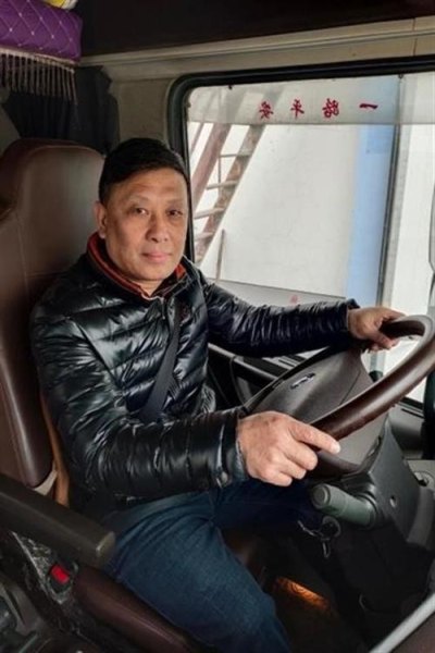 火车司机，开客车和开货车哪个更辛苦？