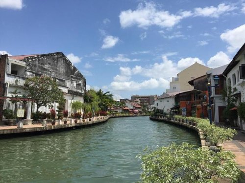 适合安静旅游的小城市？