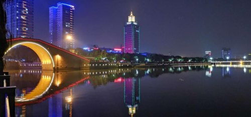 宜兴晚上有什么好玩的地方？