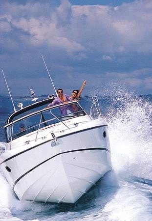 游艇伴玩是干啥的？