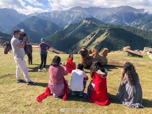 去新疆旅游,跟什么团比较好? 去新疆旅游,跟什么团比较好?