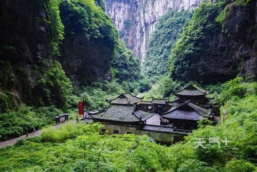 重庆市区十大景点有哪些？