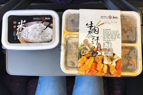 高铁自带什么餐食方便？
