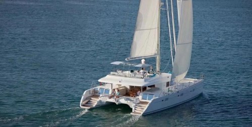 500万双体帆船售价？