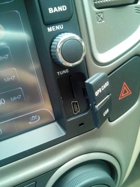 17年的兜风导航有usb接口吗？