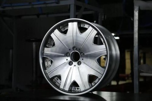 锻造轮圈和铸造轮圈有什么区别 锻造轮圈和铸造轮圈有什么区别