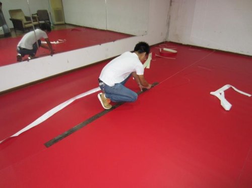 什么是地胶板?地胶板如何施工