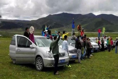 旅游团自驾游是什么意思