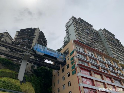 重庆洪崖洞高铁哪一个站近? 重庆洪崖洞高铁哪一个站近?