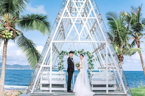 三亚拍婚纱照的地方哪里比较好