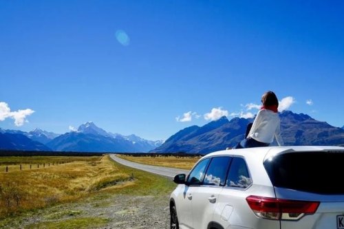 旅行是自驾还是坐车