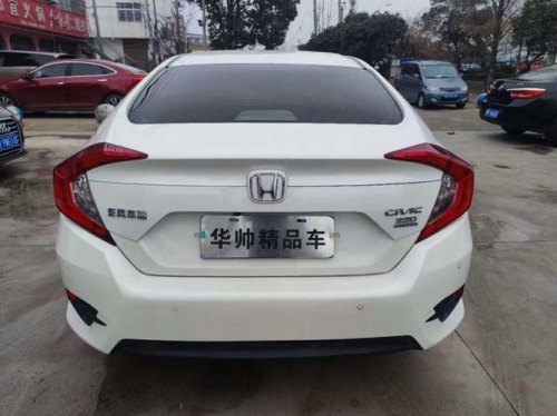 2017款1.0T自动舒适版本田思域跑了一万公里10万元值不值得买？