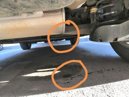 汽车排气管滴水的原因有哪些 汽车排气管滴水的原因有哪些