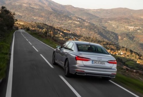 奥迪a6起步倒退？