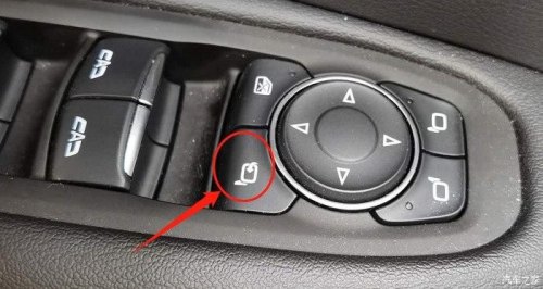 ct5倒车镜自动折叠怎么开? ct5倒车镜自动折叠怎么开?