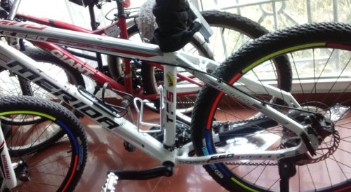 13款公爵600的链条有正反之分吗? 13款公爵600的链条有正反之分吗?