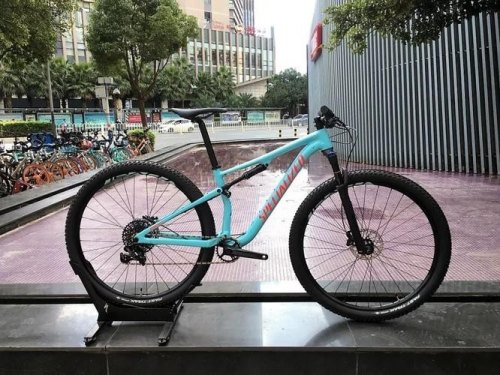 闪电chisel和epic区别？