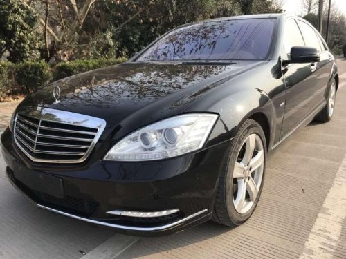 2012年奔驰s400l只有进口款吗？