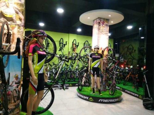 骑行装备在实体店还是网上好? 骑行装备在实体店还是网上好?