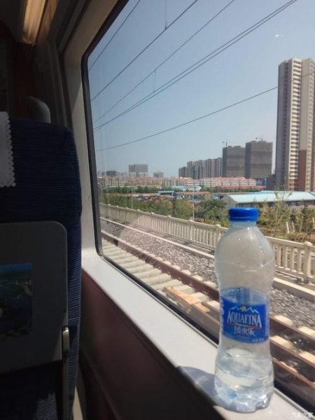 坐火车跟坐高铁的感受