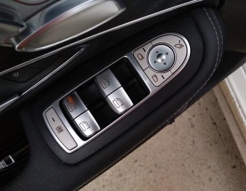 奔驰c200l前机器盖怎么关闭? 奔驰c200l前机器盖怎么关闭?