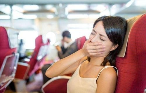 第一次坐飞机、怎么防止晕机? 第一次坐飞机、怎么防止晕机?