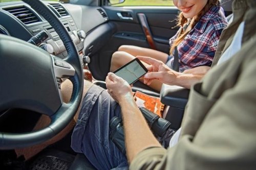 车内怎么和异性接触？