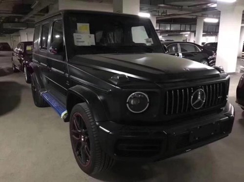 g63买黑色还是白色? g63买黑色还是白色?