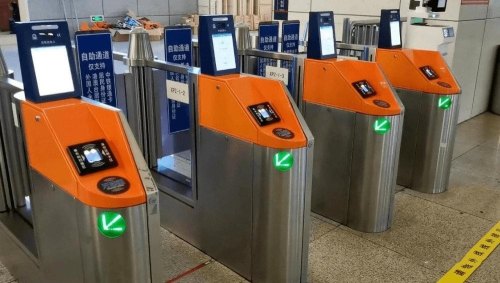 高铁可以直接刷身份证