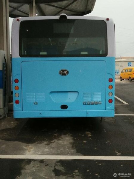 比亚迪k8参数配置? 比亚迪k8参数配置?