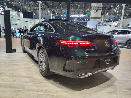 奔驰e级coupe2022款落地价？